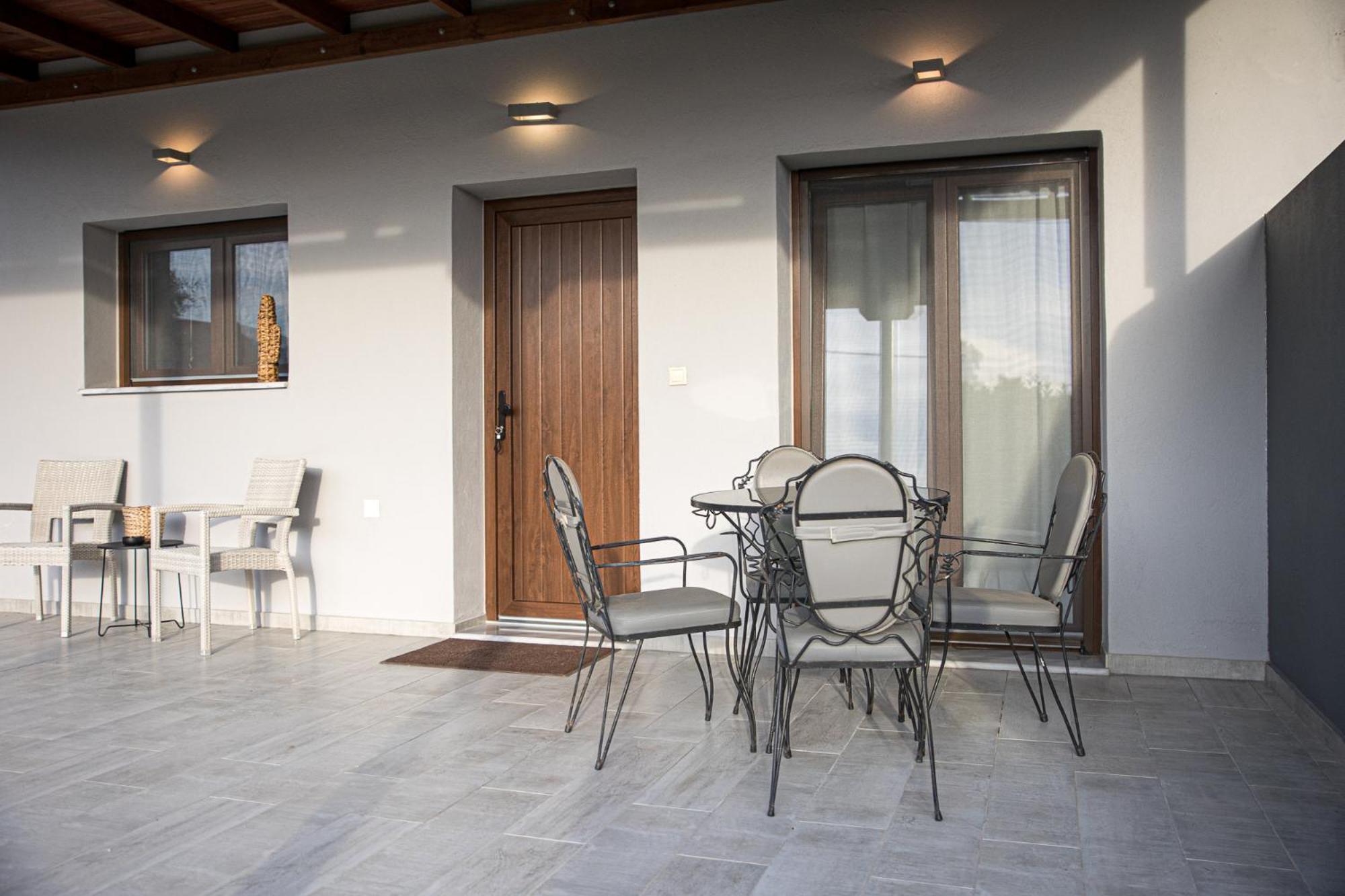 Káto Lekhónia Countryside Luxury Studios מראה חיצוני תמונה